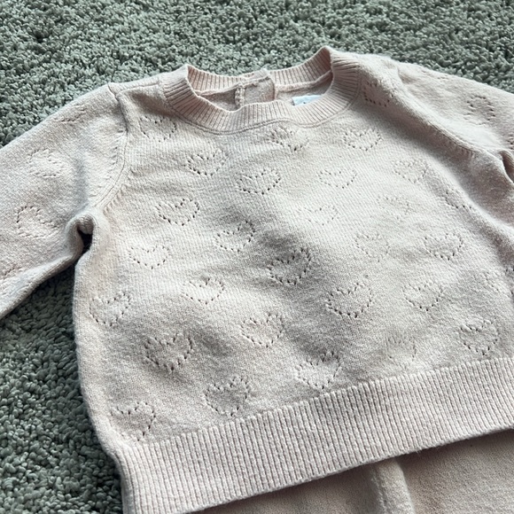 Baby GAP sweater set - Picture 2 of 5